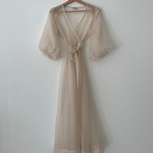 NWOT Kamperett Loretta Midi in Ivory